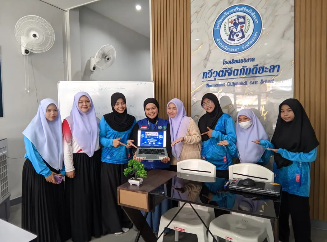 Mahasiswa Informatika Unismuh Gelar Lomba Desain Canva Bertema Lingkungan di Thailand