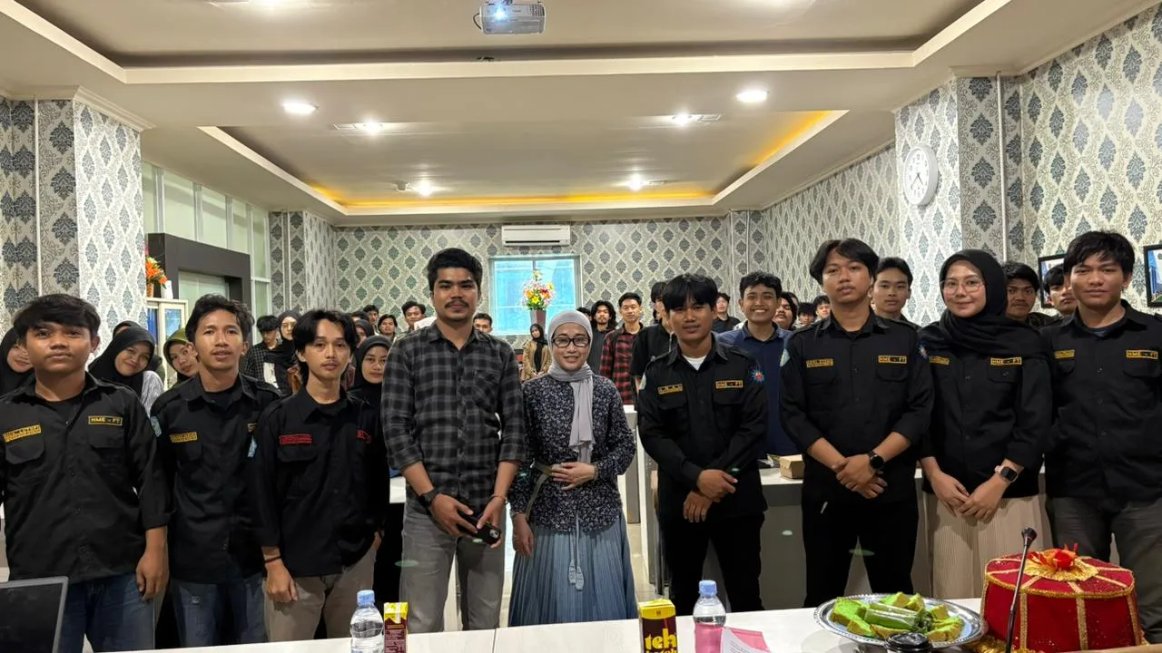 ROBOOSTER: Robotic Booster for New Generation Digelar di Fakultas Teknik Unismuh Makassar