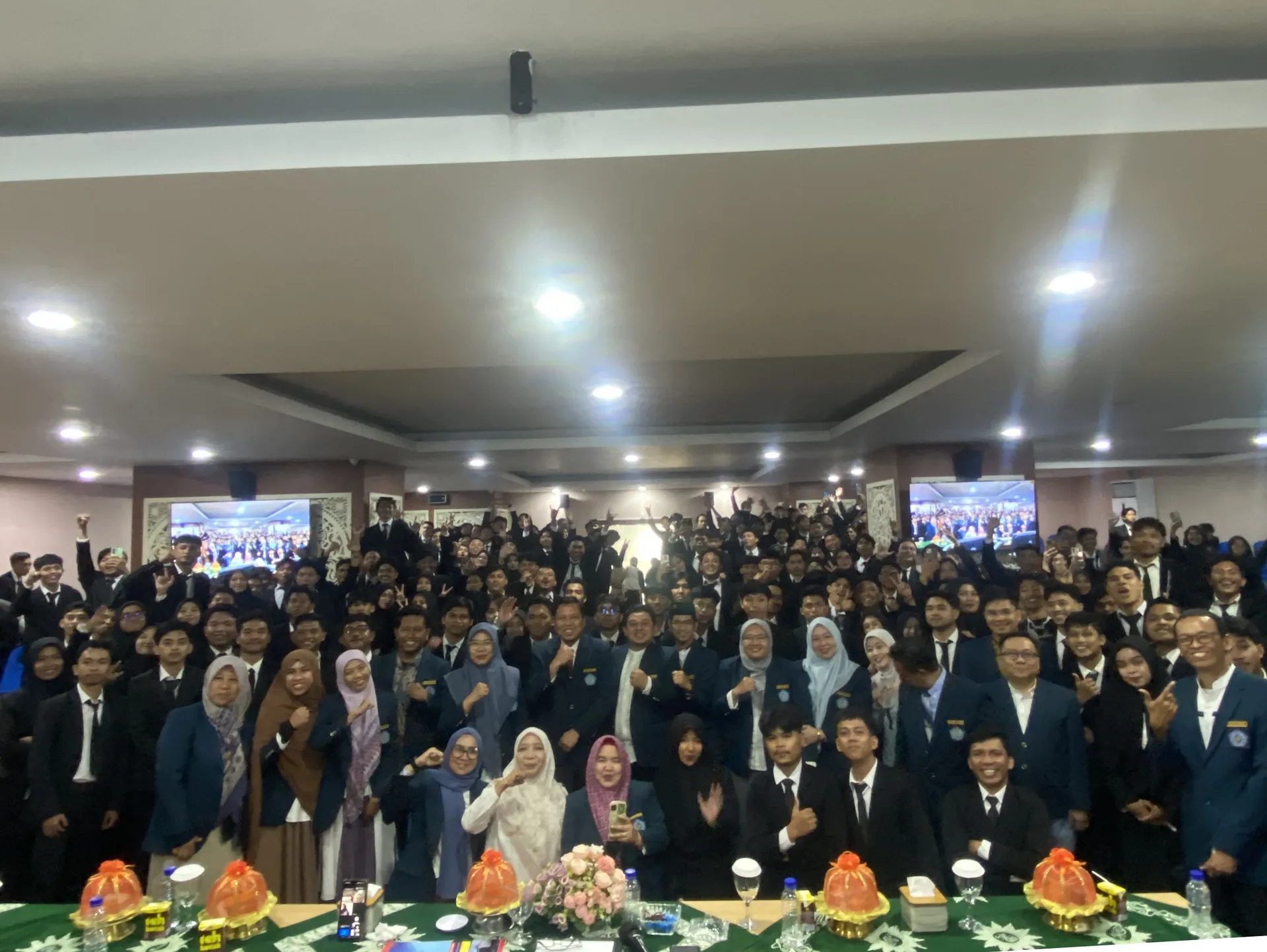 Fakultas Teknik Unismuh Makassar Gelar Yudisium Tahun Akademik 2024/2025