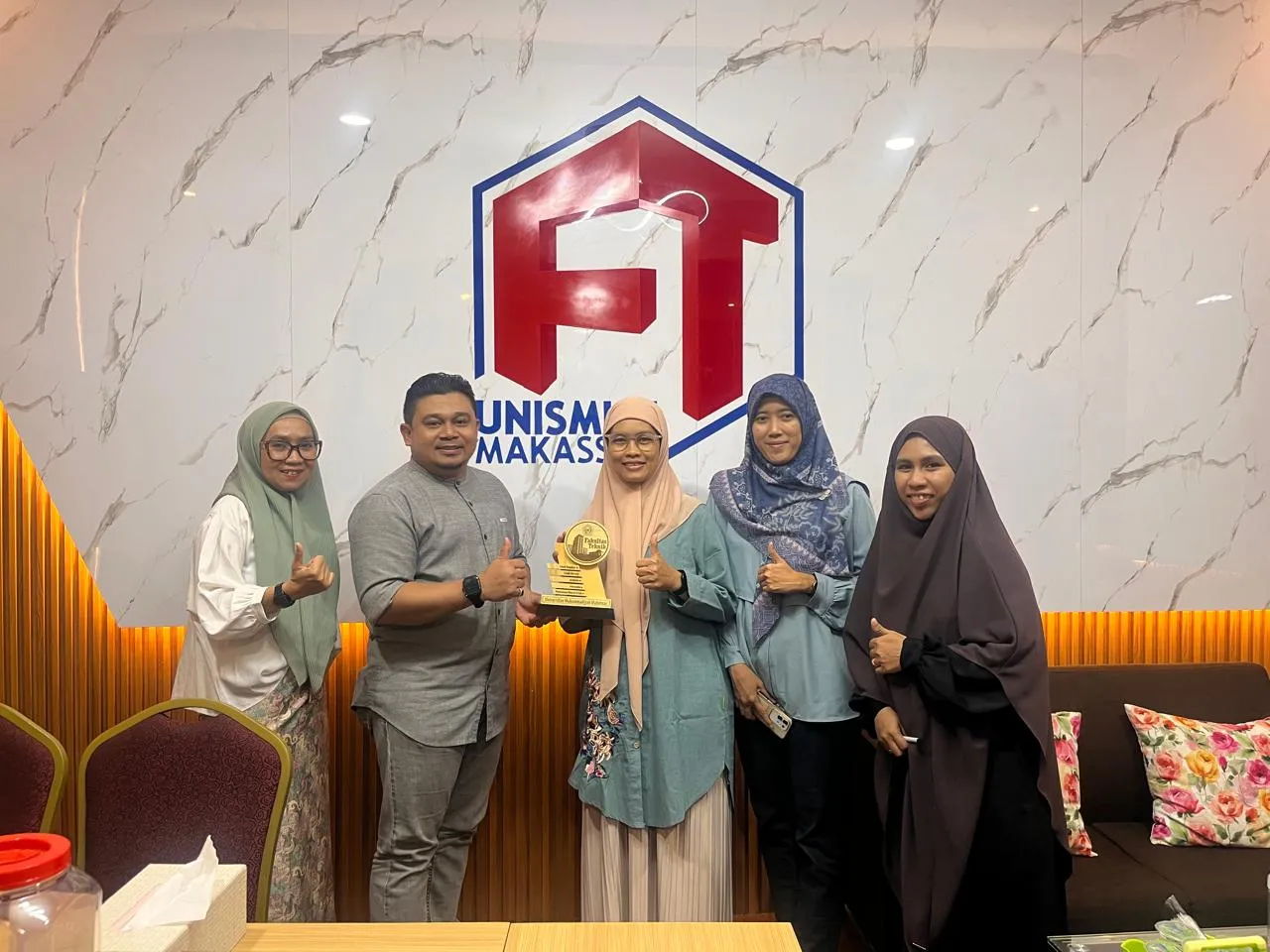 Pelaksanaan penelitian: Pengembangan Dataset Video Jujur-Bohong untuk Deteksi Kebohongan Multimodal."